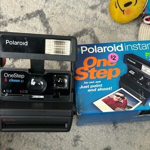 Polaroid OneStep Closeup Instant Camera - Black